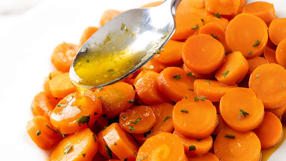 Unleash Carrot Flavor: 15 Dishes, From Cake to Hearty Stews